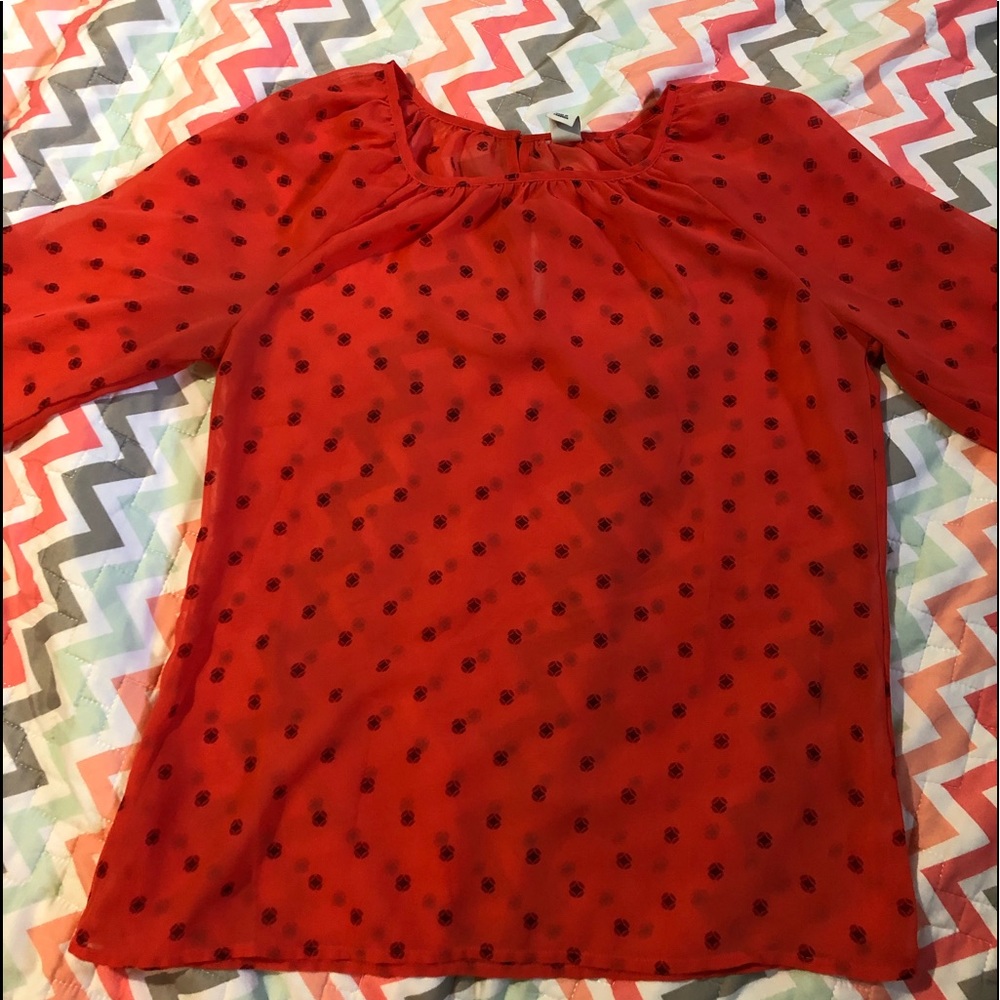 Cute peach top